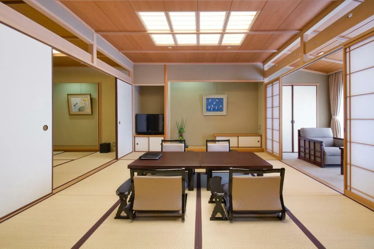 Funaya Matsuyama  4*, Matsuyama (Ehime)